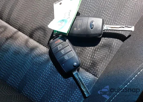 2020 Kia Sportage Lx z USA, uszkodzony, nr VIN KNDPM3AC8L7828578